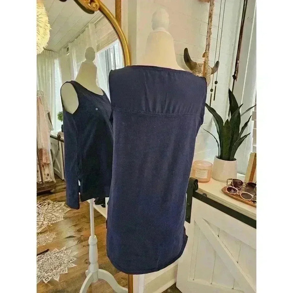 Tommy Hilfiger Women's Size M Navy Blue Sleeveless Top - Picture 2 of 6